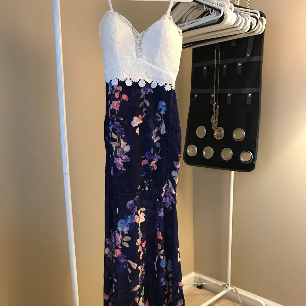 ‼️NWT‼️ HelloMolly maxi dress